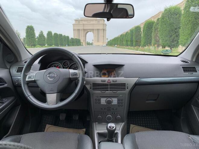 Opel Astra 2005, 173,000 km - 1.4 l - Gəncə