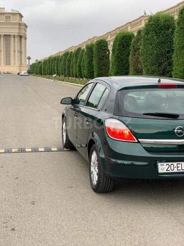 Opel Astra 2005, 173,000 km - 1.4 l - Gəncə