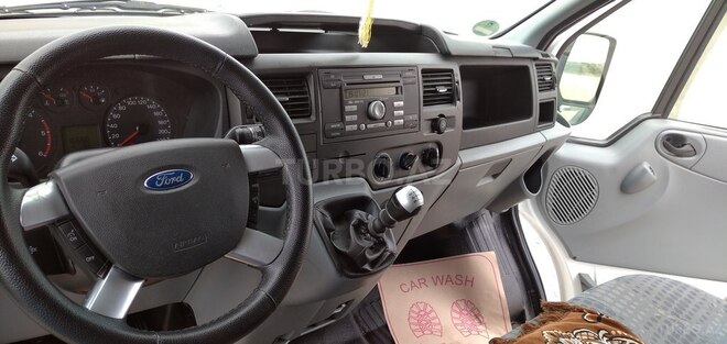Ford Transit 2008, 147,200 km - 2.4 l - Salyan