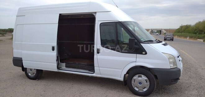 Ford Transit 2008, 147,200 km - 2.4 l - Salyan