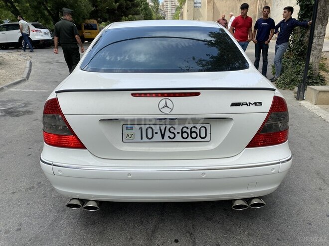 Mercedes E 240 2004, 277,000 km - 2.6 l - Bakı