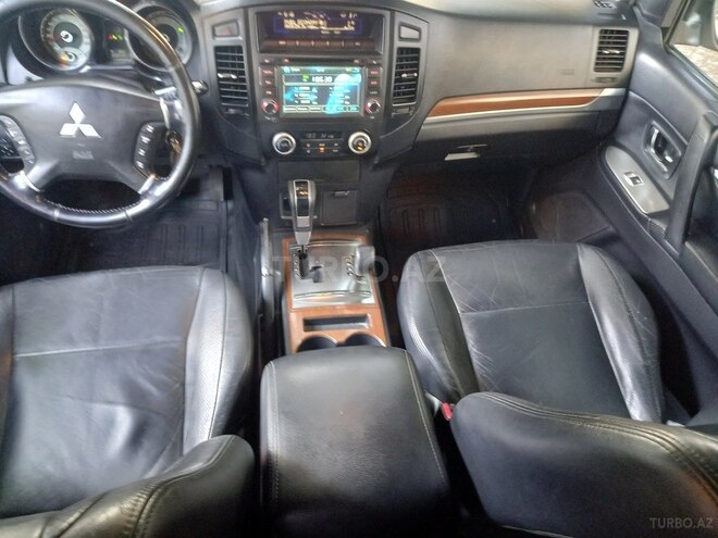 Mitsubishi Pajero 2008, 185,000 km - 3.0 l - Bakı