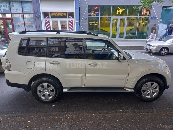 Mitsubishi Pajero 2008, 185,000 km - 3.0 l - Bakı