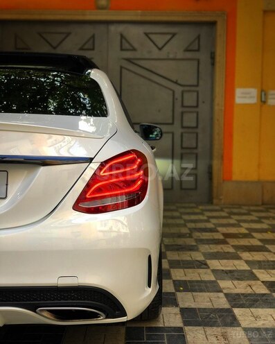 Mercedes C 300 2018, 33,000 km - 2.0 л - Bakı