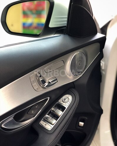 Mercedes C 300 2018, 33,000 km - 2.0 л - Bakı