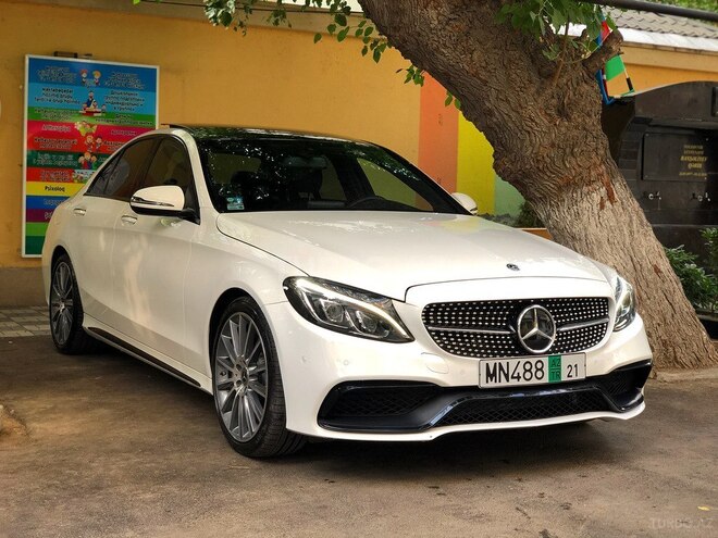 Mercedes C 300 2018, 33,000 km - 2.0 л - Bakı