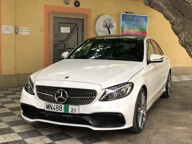 Mercedes C 300 2018, 33,000 km - 2.0 л - Bakı