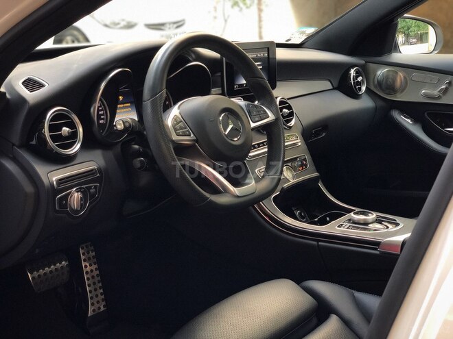 Mercedes C 300 2018, 33,000 km - 2.0 л - Bakı