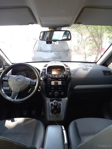 Opel Zafira 2009, 262,000 km - 1.7 l - Bakı