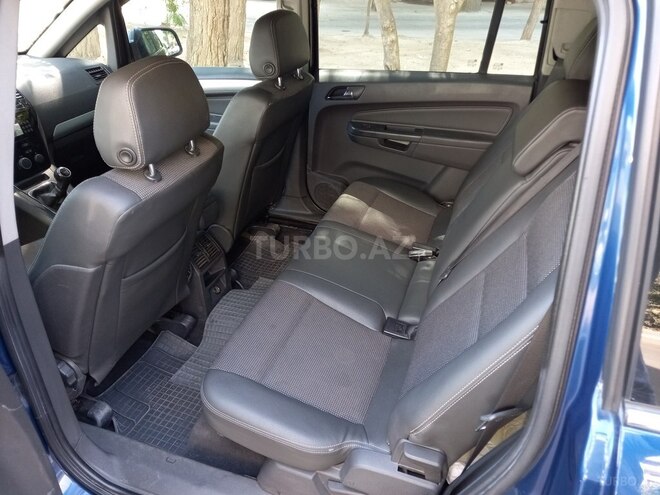 Opel Zafira 2009, 262,000 km - 1.7 l - Bakı