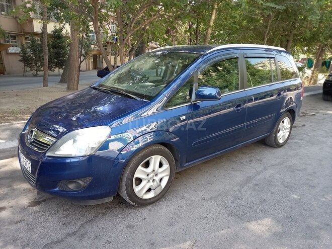 Opel Zafira 2009, 262,000 km - 1.7 l - Bakı