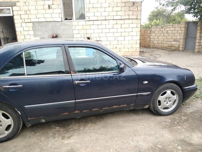 Mercedes E 230 1995, 385,325 km - 2.3 l - İmişli