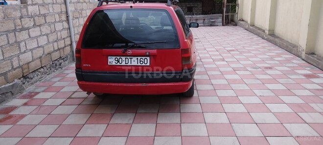 Opel Astra 1995, 115,000 km - 1.6 l - Qazax