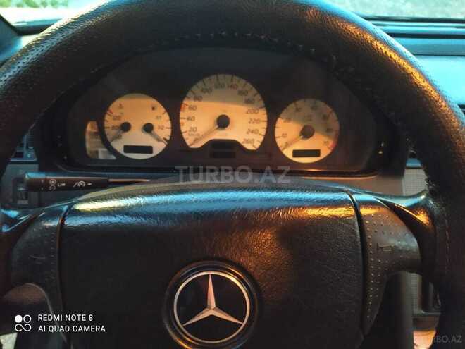 Mercedes C 240 1997, 355,000 km - 2.4 l - Bakı