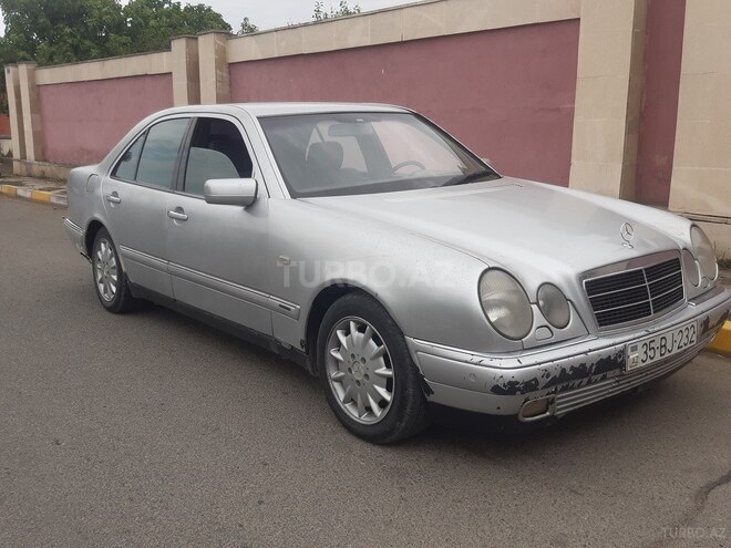 Mercedes E 220 1998, 850,000 km - 2.2 l - Tovuz