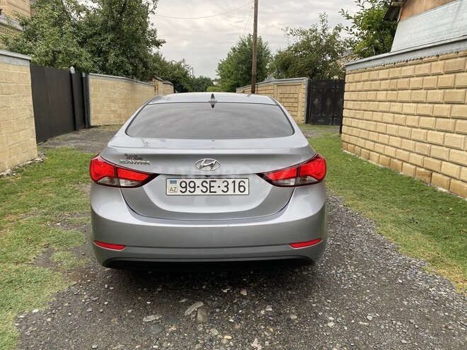 Hyundai Elantra 2015, 89,000 km - 1.8 l - Balakən