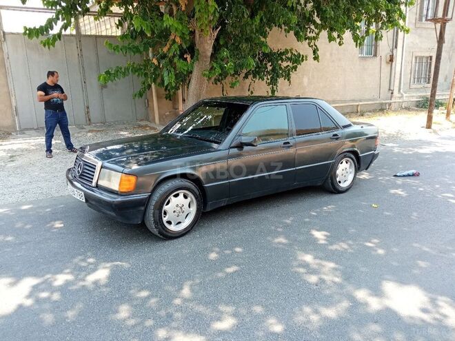 Mercedes 190 1990, 235,680 km - 2.6 l - Bakı