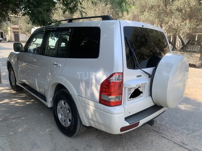 Mitsubishi Pajero 2002, 282,000 km - 3.8 l - Bakı