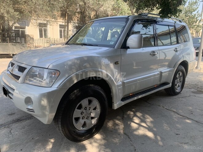 Mitsubishi Pajero 2002, 282,000 km - 3.8 l - Bakı