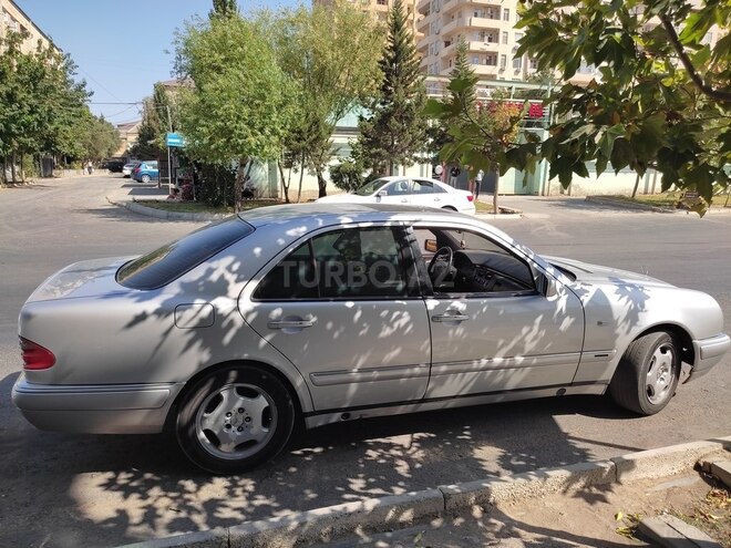 Mercedes E 240 1998, 457,000 km - 2.4 l - Bakı
