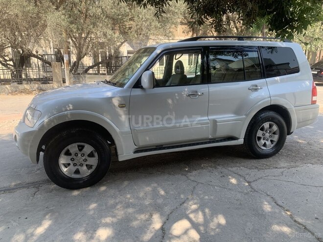 Mitsubishi Pajero 2002, 282,000 km - 3.8 l - Bakı
