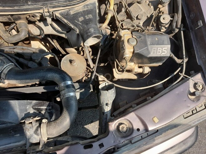 Mercedes 190 1992, 228,000 km - 2.0 l - Bakı