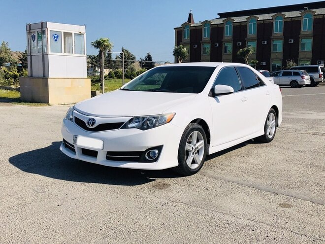 Toyota Camry 2013, 120,701 km - 2.5 l - Bakı