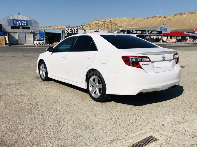 Toyota Camry 2013, 120,701 km - 2.5 l - Bakı