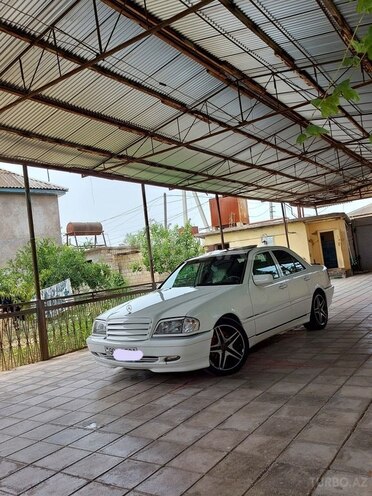 Mercedes C 280 1998, 290,176 km - 2.8 l - Sabirabad