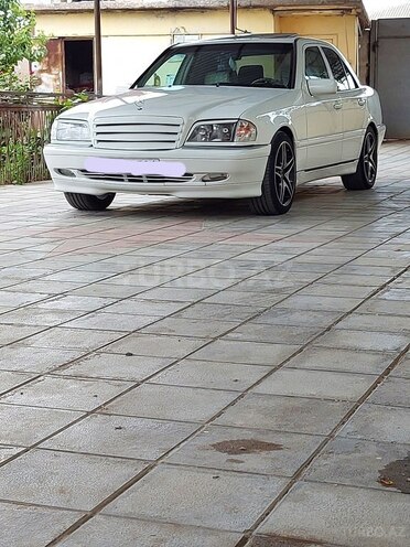 Mercedes C 280 1998, 290,176 km - 2.8 l - Sabirabad