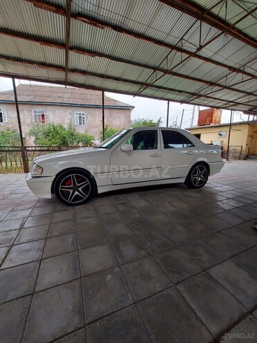 Mercedes C 280 1998, 290,176 km - 2.8 l - Sabirabad