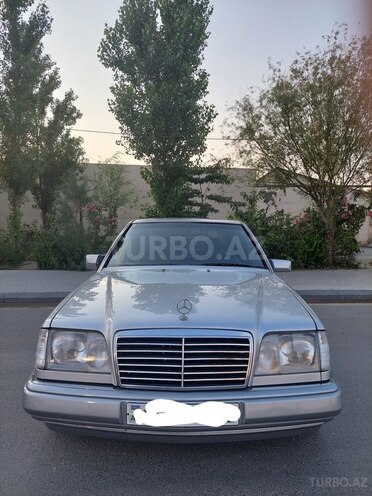 Mercedes E 280 1995, 378,000 km - 2.8 l - Bakı