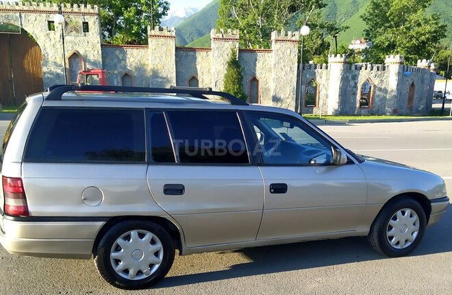 Opel Astra 1997, 510,000 km - 1.6 l - Şəki