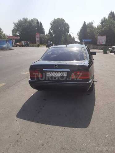 Mercedes E 240 1998, 380,000 km - 2.4 l - Bakı