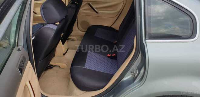 Volkswagen Passat 2004, 142,000 km - 1.8 l - Şamaxı