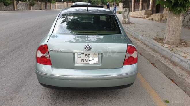 Volkswagen Passat 2004, 142,000 km - 1.8 l - Şamaxı