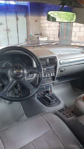 GAZ 3110 2001, 325,456 km - 2.7 l - Tovuz