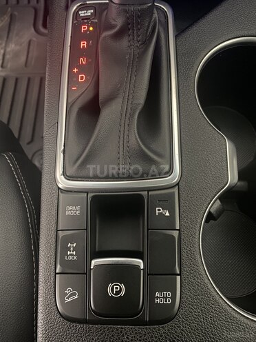Kia Sportage 2018, 97,043 km - 2.0 l - Bakı