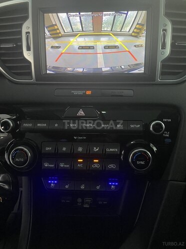 Kia Sportage 2018, 97,043 km - 2.0 l - Bakı