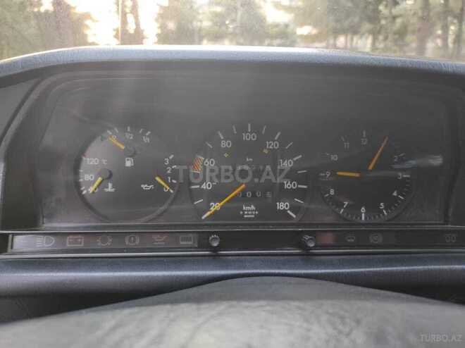 Mercedes 190 1989, 198,215 km - 2.0 l - Bakı