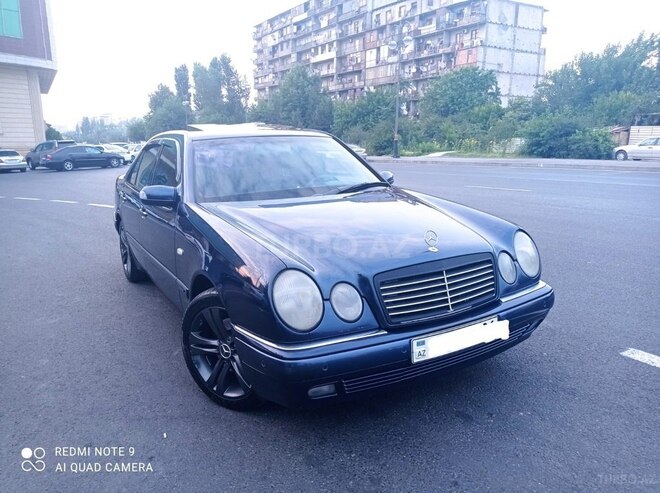 Mercedes E 240 1997, 324,000 km - 2.6 л - Bakı