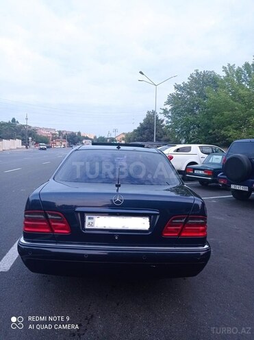 Mercedes E 240 1997, 324,000 km - 2.6 л - Bakı
