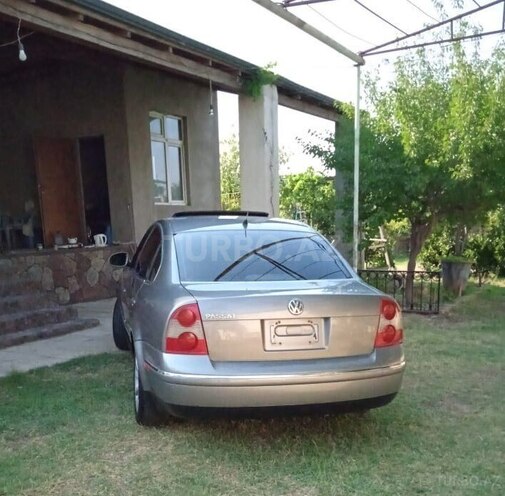 Volkswagen Passat 2003, 280,000 km - 1.8 l - Bakı