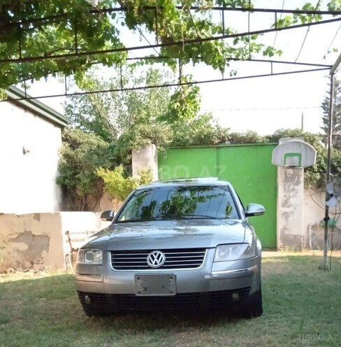 Volkswagen Passat 2003, 280,000 km - 1.8 l - Bakı