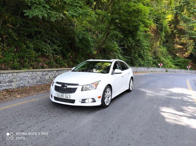 Chevrolet Cruze 2013, 90,600 km - 1.4 l - Qax