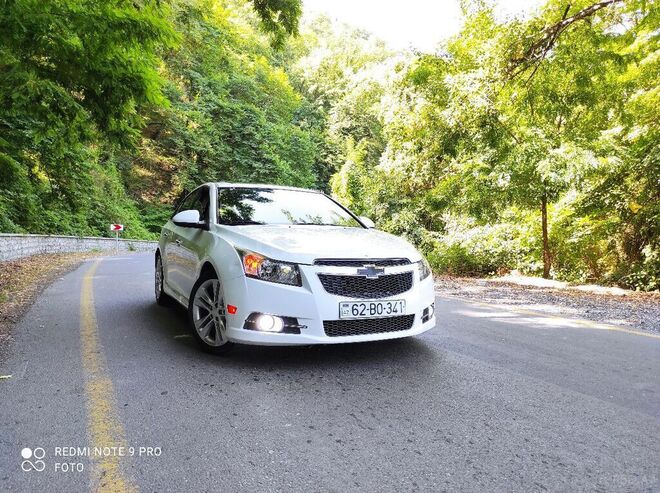 Chevrolet Cruze 2013, 90,600 km - 1.4 l - Qax