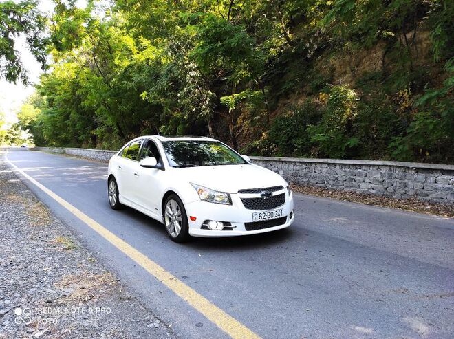 Chevrolet Cruze 2013, 90,600 km - 1.4 l - Qax