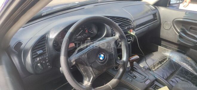 BMW 320 1995, 260,000 km - 2.0 l - Bakı