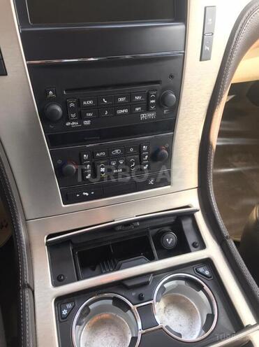 Cadillac Escalade 2011, 140,000 km - 6.2 l - Bakı