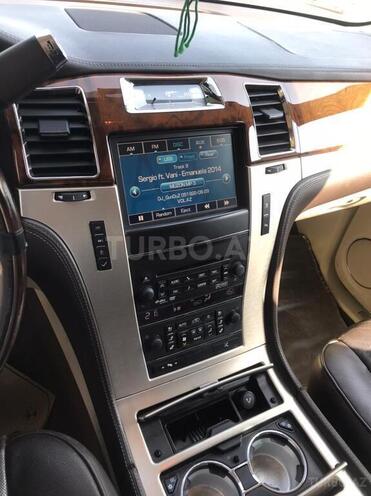 Cadillac Escalade 2011, 140,000 km - 6.2 l - Bakı